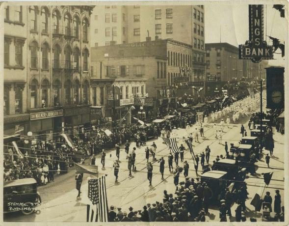 BurlingtonHSband1923