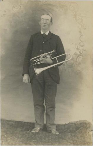 Dundeetrombonists1908pm