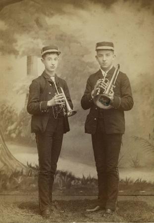 Sigourneybandsment1888